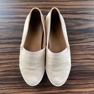 Frye - Womens Melanie Slip On Shoes, size 5.5 US womens, color tan.